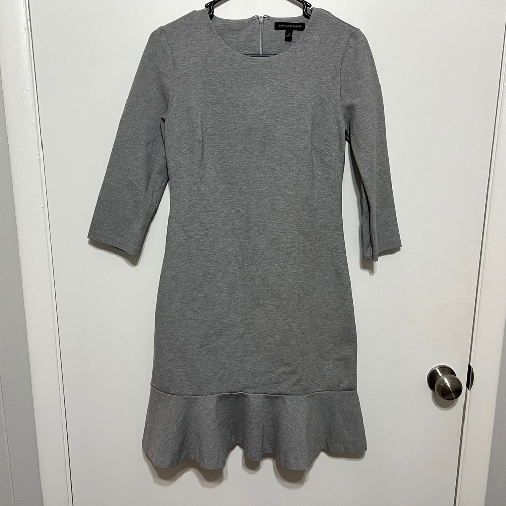 Banana Republic Womens Ponte Flounce Dress Size 2 Gray Knit Classic Career